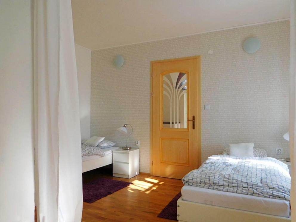 Apartmány Ruprechtov Hroznetin Exterior foto