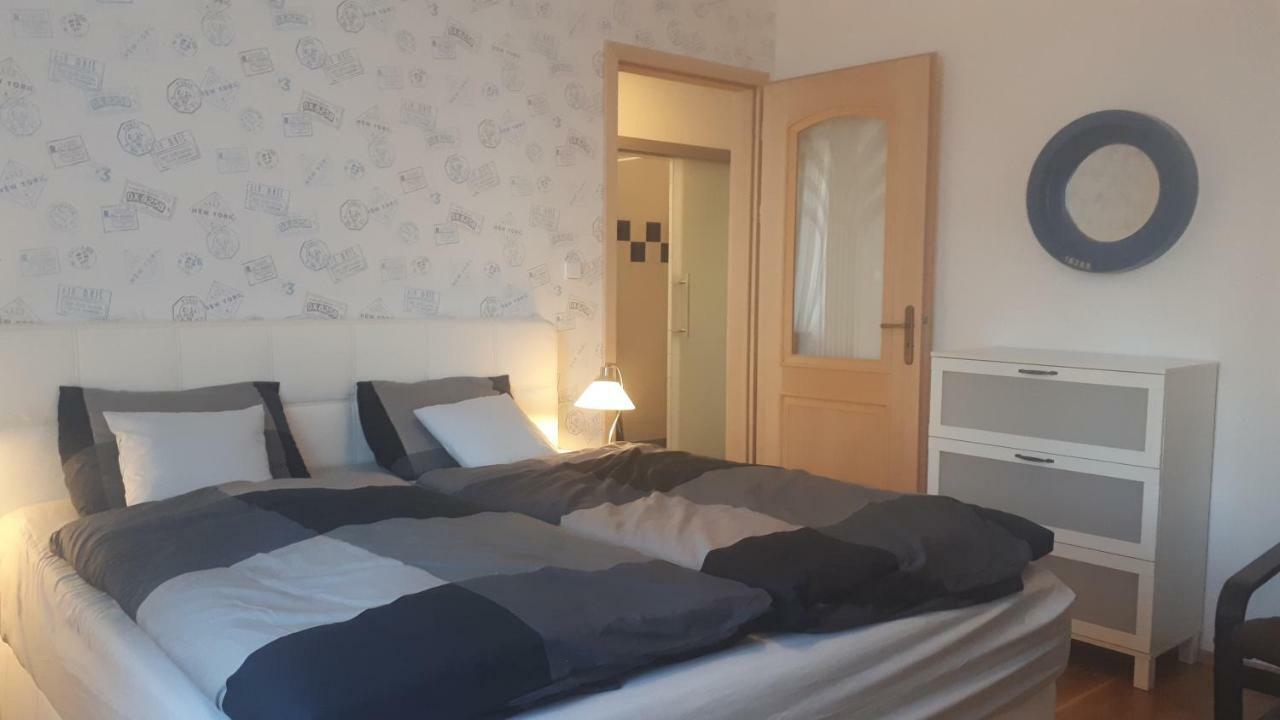 Apartmány Ruprechtov Hroznetin Exterior foto